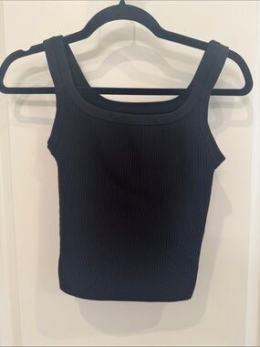 Cuts Clothing Black Ribbed Square-Neck Tank